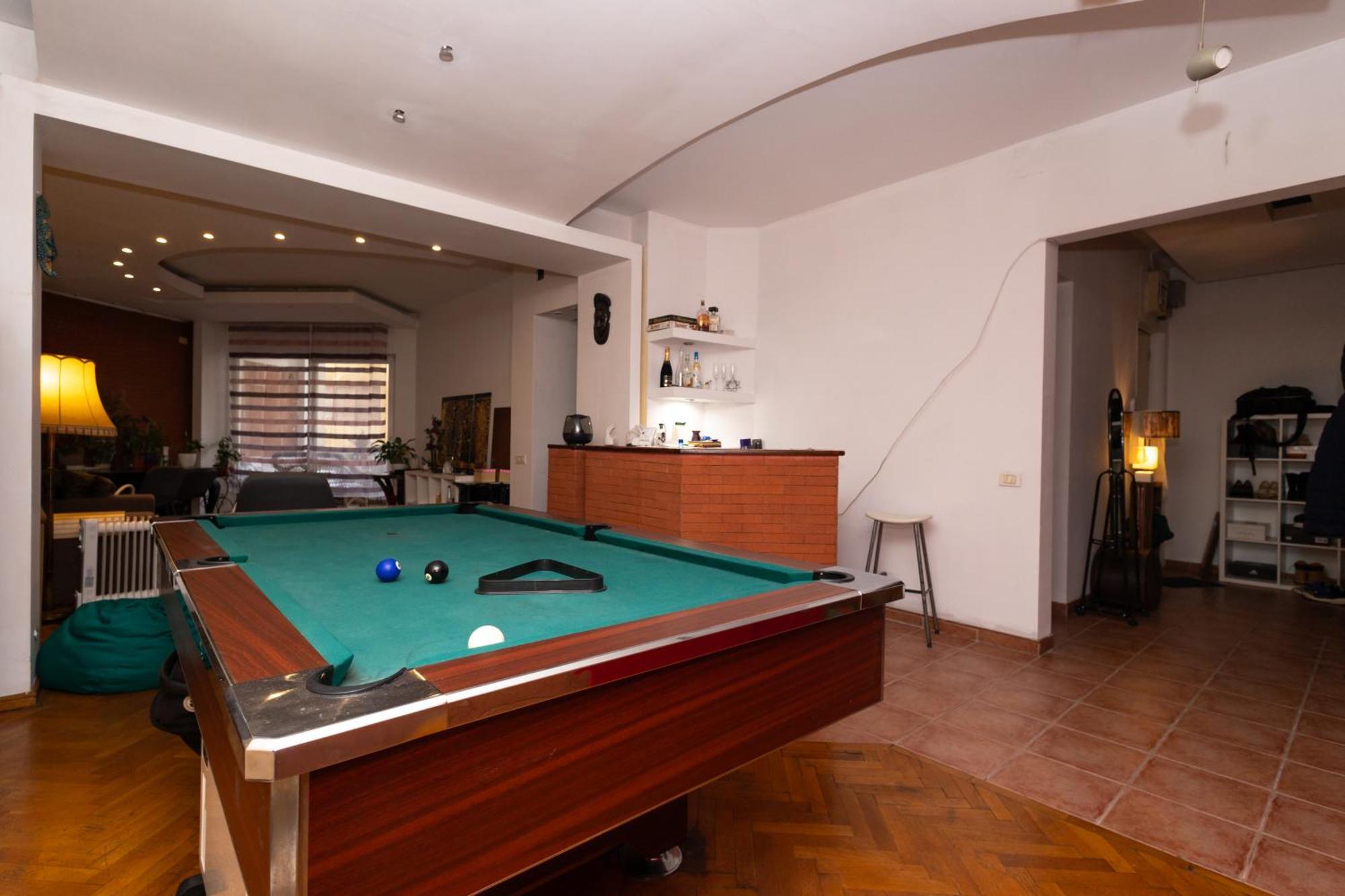 Shared Retro Vintage Luxury Apartment Bucareste Exterior foto
